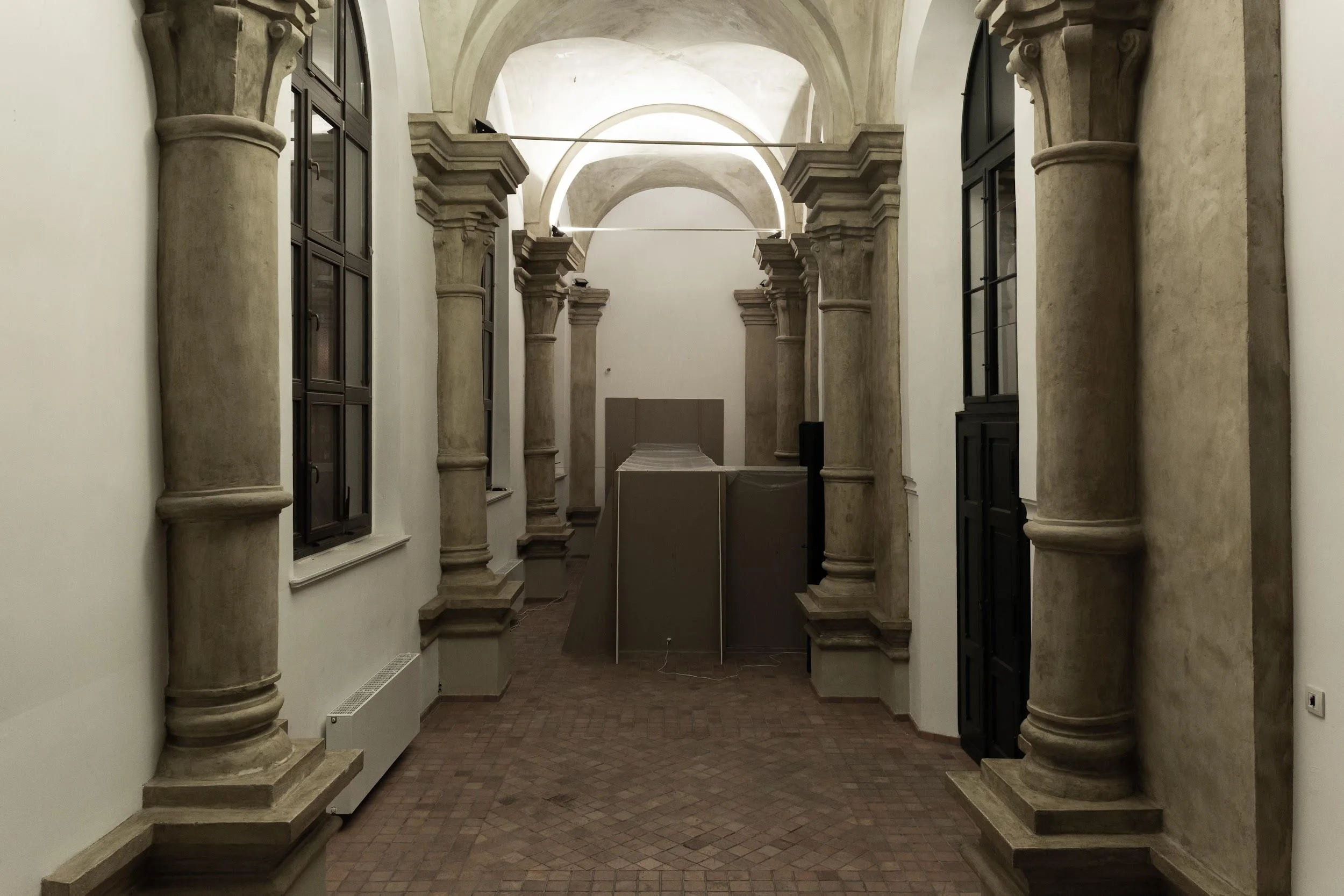 Leaving Room — p07_011.jpg